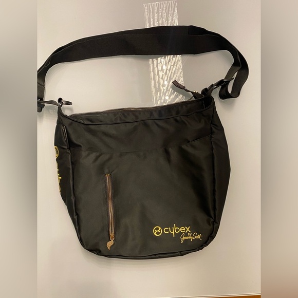 Cybex Priam changing bag by Jeremy Scott - Picture 3 of 8